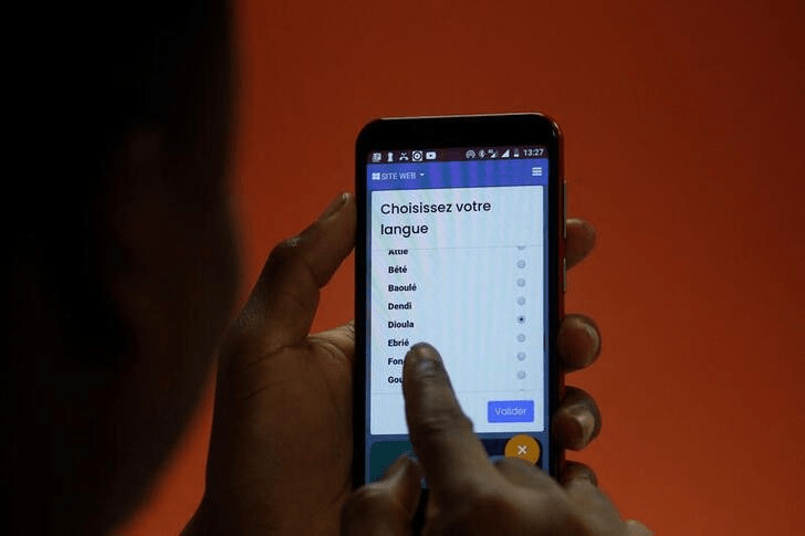 Le premier smartphone fabriqué en Côte d&rsquo;Ivoire s&rsquo;adresse aux utilisateurs&nbsp;locaux