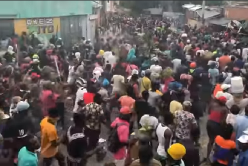 Manifestations : Des entreprises sont incendiées ou pillées en&nbsp;Haïti