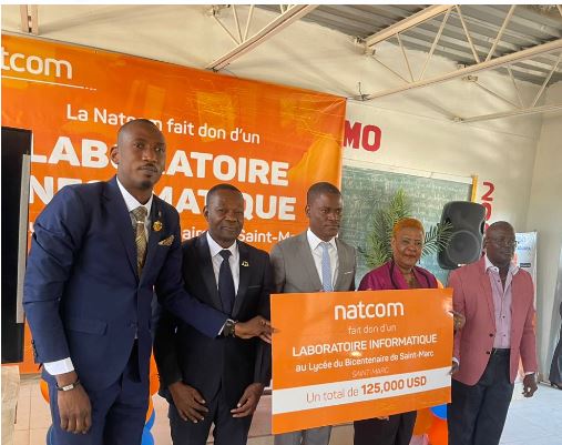 Le 14 février 2023, Natcom remet un laboratoire informatique au Lycée du Bicentenaire de&nbsp;Saint-Marc